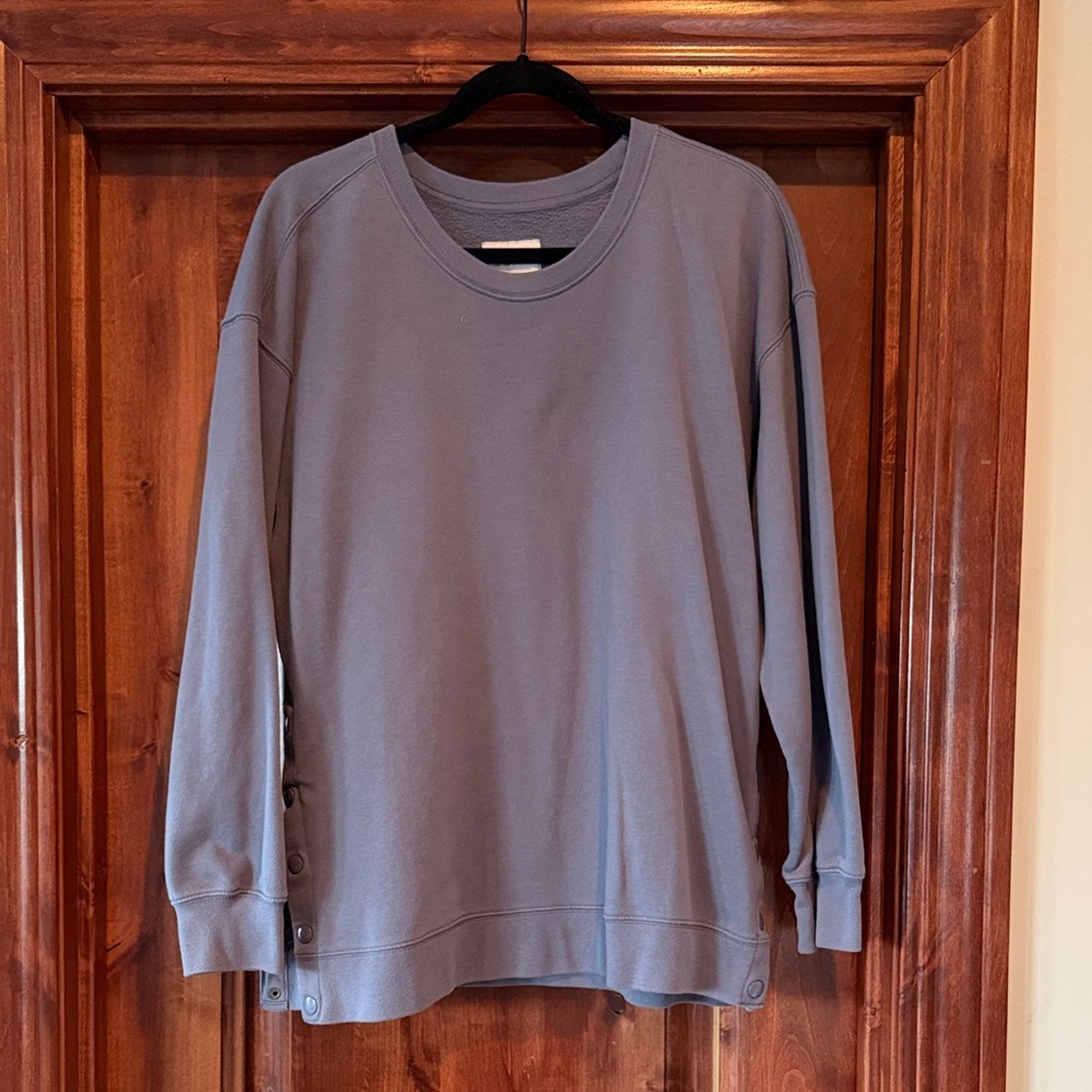Abercrombie & Fitch Gray Sweatshirt